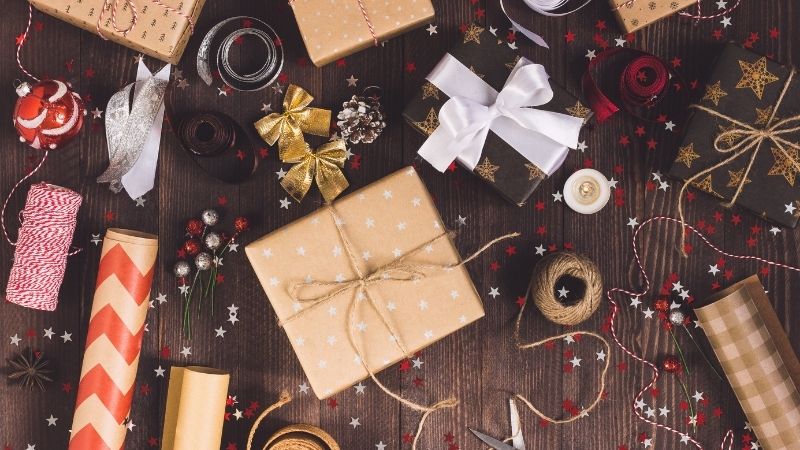 E-commerce holiday supply chain